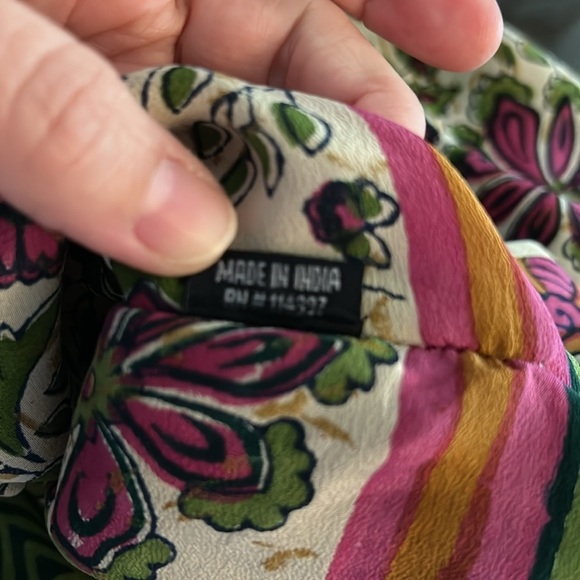 Tolani Silk Kimono Sleeve Colorful Floral Boho V Neck Gathered Waist Mini Dress - Picture 12 of 12